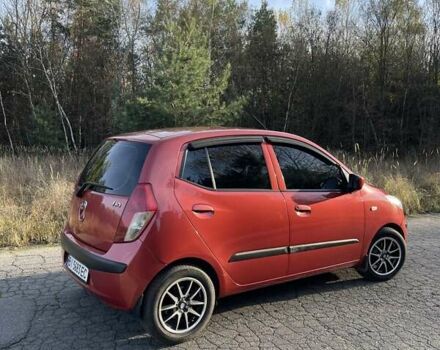 Красный Хендай и10, объемом двигателя 1.09 л и пробегом 141 тыс. км за 4600 $, фото 2 на Automoto.ua