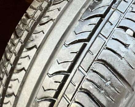 Красный Хендай и10, объемом двигателя 1.09 л и пробегом 138 тыс. км за 5799 $, фото 28 на Automoto.ua