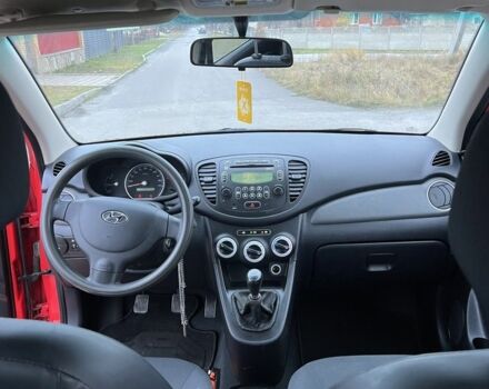 Красный Хендай и10, объемом двигателя 1.1 л и пробегом 269 тыс. км за 4250 $, фото 6 на Automoto.ua