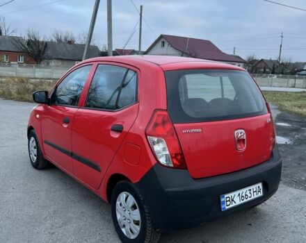 Красный Хендай и10, объемом двигателя 1.1 л и пробегом 269 тыс. км за 4250 $, фото 3 на Automoto.ua