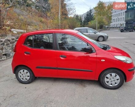 Красный Хендай и10, объемом двигателя 1.09 л и пробегом 201 тыс. км за 3600 $, фото 2 на Automoto.ua