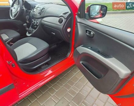 Красный Хендай и10, объемом двигателя 1.1 л и пробегом 113 тыс. км за 5000 $, фото 13 на Automoto.ua