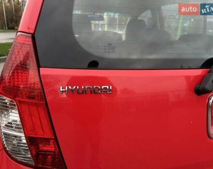 Красный Хендай и10, объемом двигателя 1.1 л и пробегом 113 тыс. км за 5000 $, фото 4 на Automoto.ua