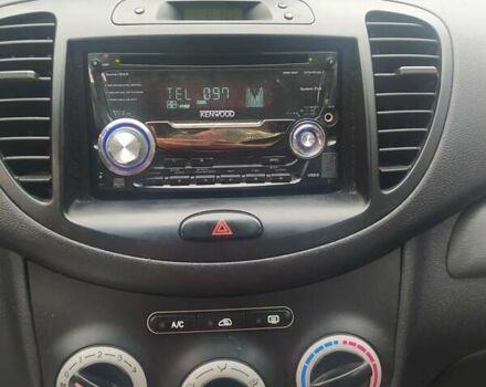 Красный Хендай и10, объемом двигателя 1.09 л и пробегом 140 тыс. км за 3900 $, фото 4 на Automoto.ua