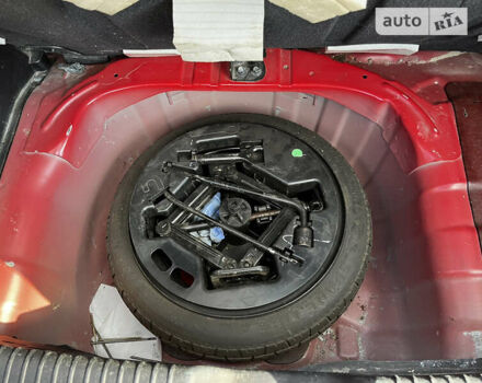 Красный Хендай и10, объемом двигателя 1.1 л и пробегом 180 тыс. км за 4300 $, фото 6 на Automoto.ua