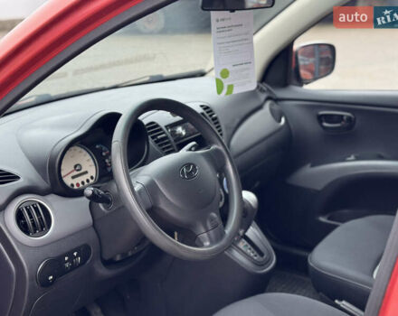 Червоний Хендай і10, об'ємом двигуна 1.09 л та пробігом 123 тис. км за 6300 $, фото 4 на Automoto.ua