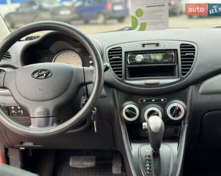 Червоний Хендай і10, об'ємом двигуна 1.09 л та пробігом 123 тис. км за 6300 $, фото 5 на Automoto.ua