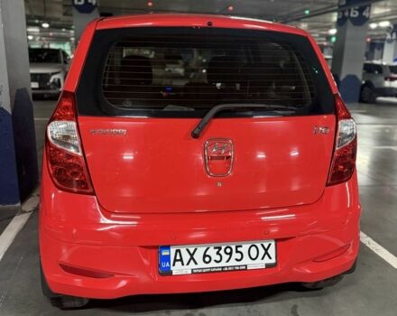 Красный Хендай и10, объемом двигателя 1.1 л и пробегом 75 тыс. км за 8000 $, фото 2 на Automoto.ua