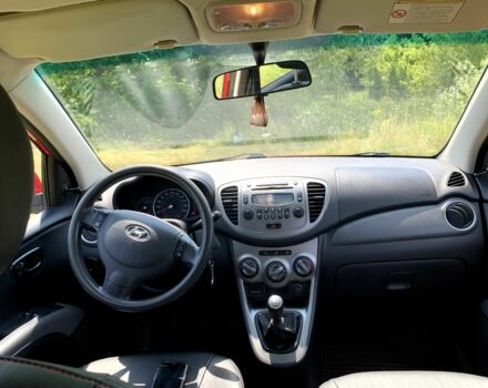 Червоний Хендай і10, об'ємом двигуна 1.2 л та пробігом 128 тис. км за 4800 $, фото 6 на Automoto.ua