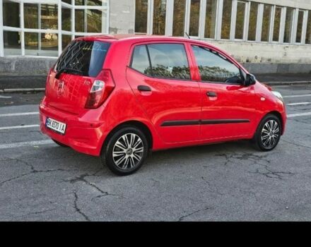 Красный Хендай и10, объемом двигателя 1.1 л и пробегом 90 тыс. км за 5000 $, фото 3 на Automoto.ua