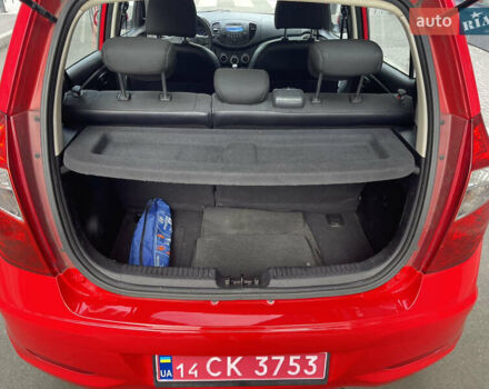 Красный Хендай и10, объемом двигателя 1.1 л и пробегом 117 тыс. км за 5499 $, фото 21 на Automoto.ua