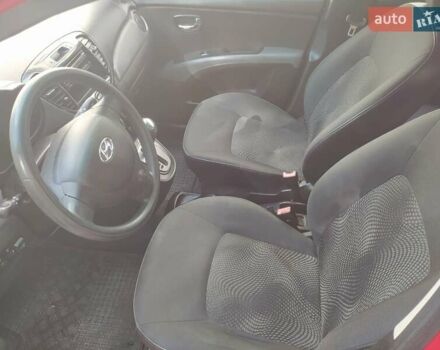 Хендай и10 2011 в Запорожье на Automoto.ua Красный Хендай и10, объемом двигателя 1.25 л и пробегом 65 тыс. км за 6800 $, фото 5 на Automoto.ua