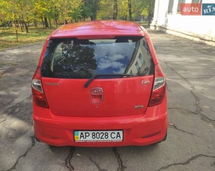 Хендай и10 2011 в Запорожье на Automoto.ua Красный Хендай и10, объемом двигателя 1.25 л и пробегом 65 тыс. км за 6800 $, фото 4 на Automoto.ua