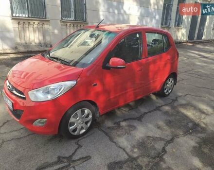 Хендай и10 2011 в Запорожье на Automoto.ua Красный Хендай и10, объемом двигателя 1.25 л и пробегом 65 тыс. км за 6800 $, фото 9 на Automoto.ua