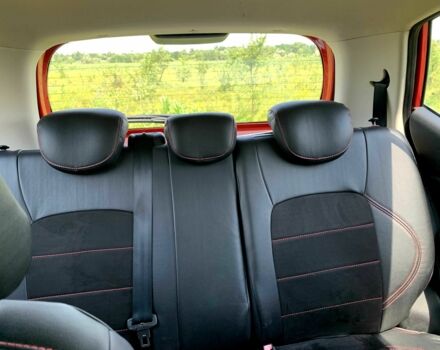 Червоний Хендай і10, об'ємом двигуна 1.2 л та пробігом 128 тис. км за 4800 $, фото 7 на Automoto.ua