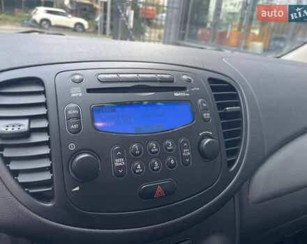 Красный Хендай и10, объемом двигателя 1.1 л и пробегом 117 тыс. км за 5499 $, фото 28 на Automoto.ua