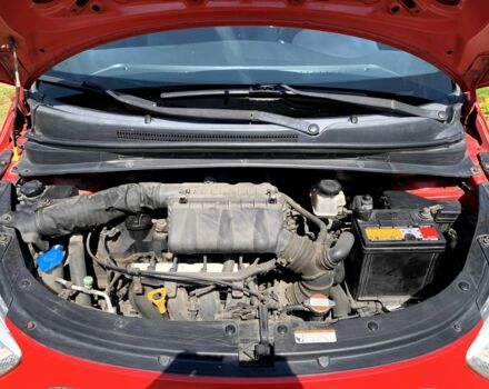 Червоний Хендай і10, об'ємом двигуна 1.2 л та пробігом 128 тис. км за 4800 $, фото 11 на Automoto.ua
