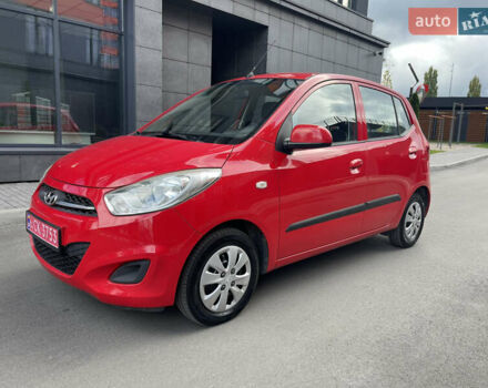 Красный Хендай и10, объемом двигателя 1.1 л и пробегом 117 тыс. км за 5499 $, фото 3 на Automoto.ua