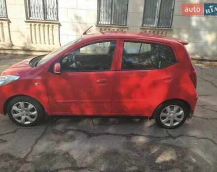 Хендай и10 2011 в Запорожье на Automoto.ua Красный Хендай и10, объемом двигателя 1.25 л и пробегом 65 тыс. км за 6800 $, фото 3 на Automoto.ua