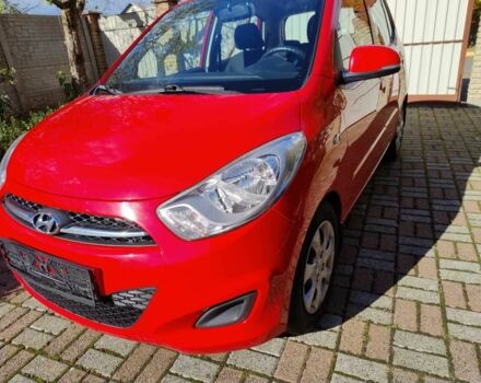 Красный Хендай и10, объемом двигателя 1.1 л и пробегом 114 тыс. км за 6400 $, фото 2 на Automoto.ua