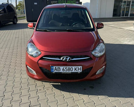 Красный Хендай и10, объемом двигателя 1.25 л и пробегом 86 тыс. км за 6100 $, фото 1 на Automoto.ua