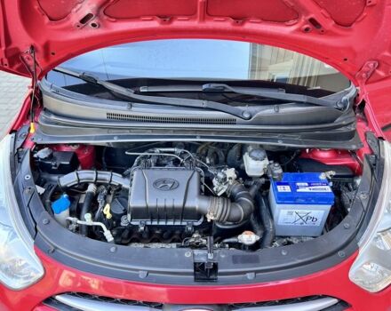 Красный Хендай и10, объемом двигателя 1.2 л и пробегом 125 тыс. км за 5600 $, фото 9 на Automoto.ua