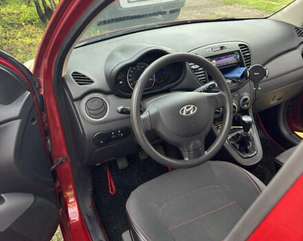 Красный Хендай и10, объемом двигателя 1.09 л и пробегом 91 тыс. км за 5000 $, фото 14 на Automoto.ua