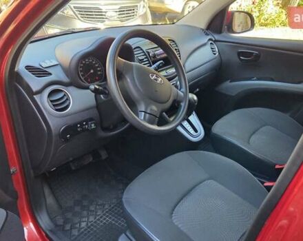 Красный Хендай и10, объемом двигателя 1.2 л и пробегом 48 тыс. км за 9000 $, фото 51 на Automoto.ua