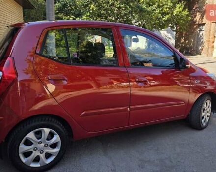 Хендай и10 2013 в Харькове на Automoto.ua Красный Хендай и10, объемом двигателя 1.2 л и пробегом 48 тыс. км за 8950 $, фото 7 на Automoto.ua
