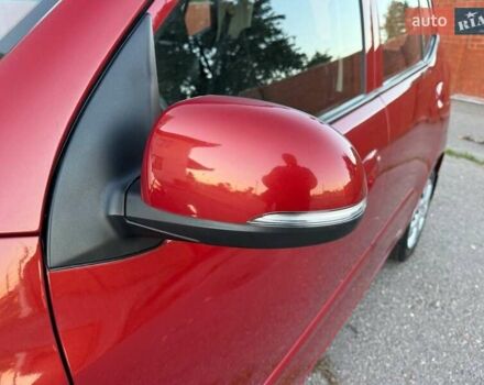 Красный Хендай и10, объемом двигателя 1.2 л и пробегом 48 тыс. км за 9000 $, фото 11 на Automoto.ua