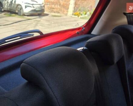 Красный Хендай и10, объемом двигателя 1.2 л и пробегом 48 тыс. км за 9000 $, фото 28 на Automoto.ua