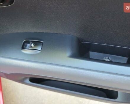 Хендай и10 2013 в Харькове на Automoto.ua Красный Хендай и10, объемом двигателя 1.2 л и пробегом 48 тыс. км за 8950 $, фото 34 на Automoto.ua