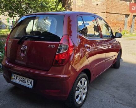 Хендай и10 2013 в Харькове на Automoto.ua Красный Хендай и10, объемом двигателя 1.2 л и пробегом 48 тыс. км за 8950 $, фото 2 на Automoto.ua