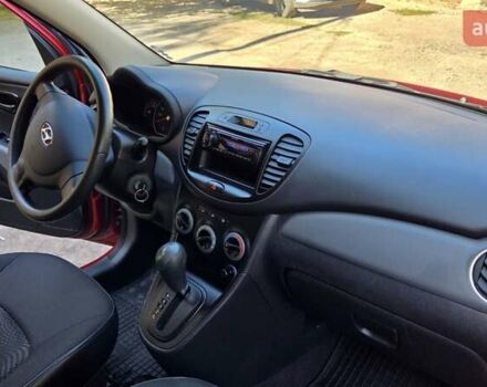 Хендай и10 2013 в Харькове на Automoto.ua Красный Хендай и10, объемом двигателя 1.2 л и пробегом 48 тыс. км за 8950 $, фото 13 на Automoto.ua