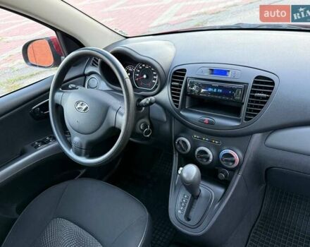 Красный Хендай и10, объемом двигателя 1.2 л и пробегом 48 тыс. км за 9000 $, фото 22 на Automoto.ua