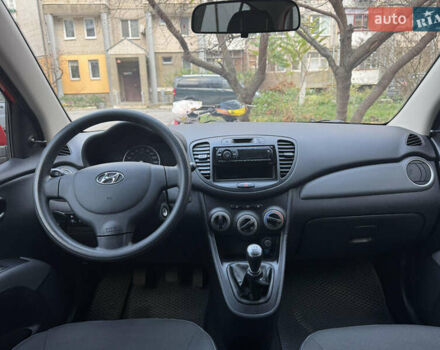 Красный Хендай и10, объемом двигателя 1.1 л и пробегом 48 тыс. км за 5900 $, фото 13 на Automoto.ua