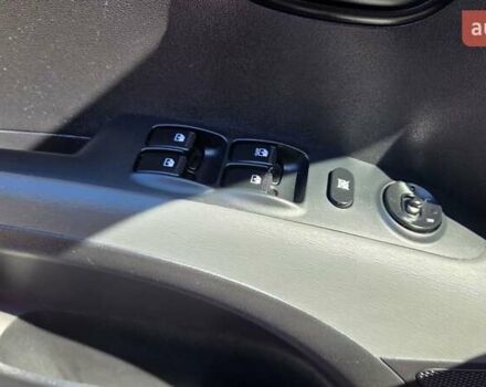 Хендай и10 2013 в Харькове на Automoto.ua Красный Хендай и10, объемом двигателя 1.2 л и пробегом 48 тыс. км за 8950 $, фото 48 на Automoto.ua