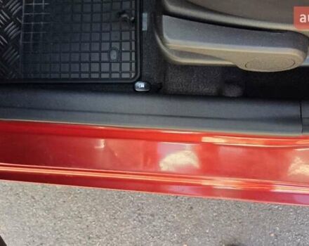 Хендай и10 2013 в Харькове на Automoto.ua Красный Хендай и10, объемом двигателя 1.2 л и пробегом 48 тыс. км за 8950 $, фото 45 на Automoto.ua