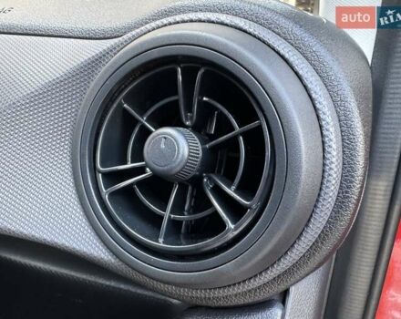 Красный Хендай и10, объемом двигателя 1.2 л и пробегом 18 тыс. км за 14700 $, фото 30 на Automoto.ua