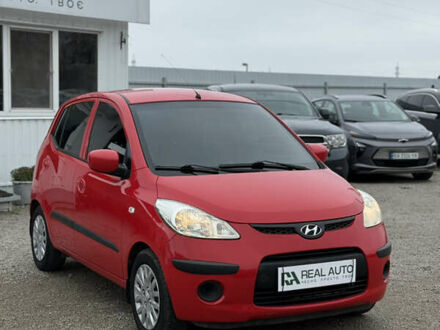 Красный Хендай и10, объемом двигателя 1.25 л и пробегом 154 тыс. км за 4600 $, фото 1 на Automoto.ua
