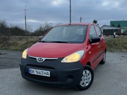 Червоний Хендай і10, об'ємом двигуна 1.1 л та пробігом 269 тис. км за 4250 $, фото 1 на Automoto.ua