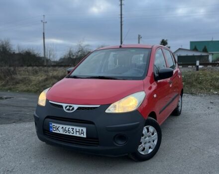 Красный Хендай и10, объемом двигателя 1.1 л и пробегом 269 тыс. км за 4250 $, фото 1 на Automoto.ua