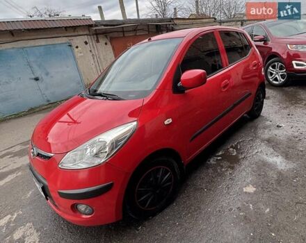 Красный Хендай и10, объемом двигателя 1.25 л и пробегом 169 тыс. км за 5500 $, фото 1 на Automoto.ua
