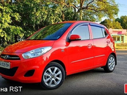Хендай і10 2011 у Кропивницькому (Кіровограді) на Automoto.ua Червоний Хендай і10, об'ємом двигуна 1.1 л та пробігом 55 тис. км за 7200 $, фото 1 на Automoto.ua
