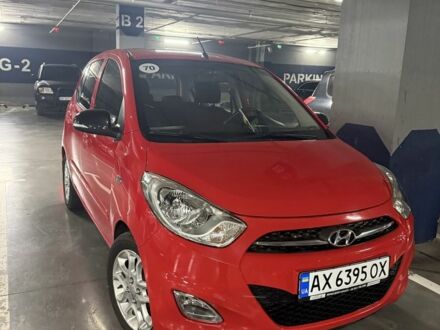 Красный Хендай и10, объемом двигателя 1.1 л и пробегом 75 тыс. км за 8000 $, фото 1 на Automoto.ua