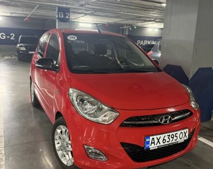 Красный Хендай и10, объемом двигателя 1.1 л и пробегом 75 тыс. км за 8000 $, фото 1 на Automoto.ua