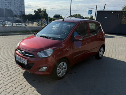 Хендай и10 2012 в Киеве на Automoto.ua Красный Хендай и10, объемом двигателя 1.25 л и пробегом 86 тыс. км за 6100 $, фото 1 на Automoto.ua