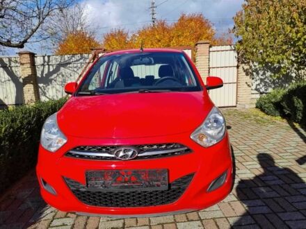 Красный Хендай и10, объемом двигателя 1.1 л и пробегом 114 тыс. км за 6400 $, фото 1 на Automoto.ua