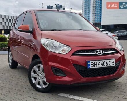 Червоний Хендай і10, об'ємом двигуна 1.09 л та пробігом 74 тис. км за 6750 $, фото 1 на Automoto.ua