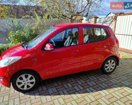 Хендай и10 2012 в Киеве на Automoto.ua Красный Хендай и10, объемом двигателя 1.1 л и пробегом 120 тыс. км за 6650 $, фото 1 на Automoto.ua